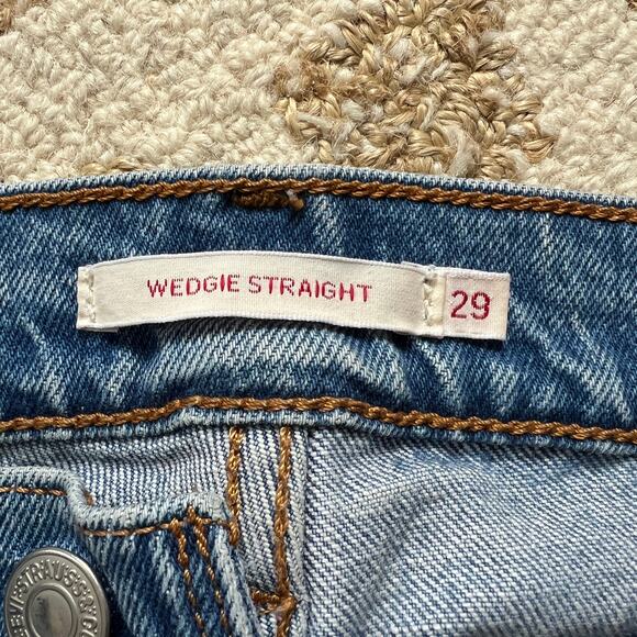 Levi's Women's Wedgie Straight Jeans Size 29 - Picture 7 of 11
